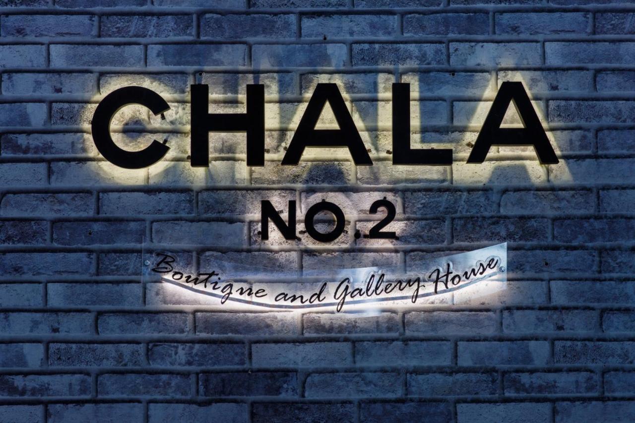 Chala Number 2 Art And Gallery Chiang Mai Luaran gambar